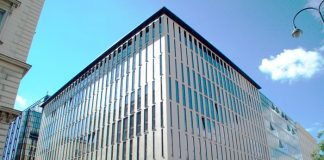 Produtores de petróleo mantêm cortes de produção