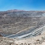 Chuquicamata, no Chile, é a maior mina a céu aberto de cobre do mundo.